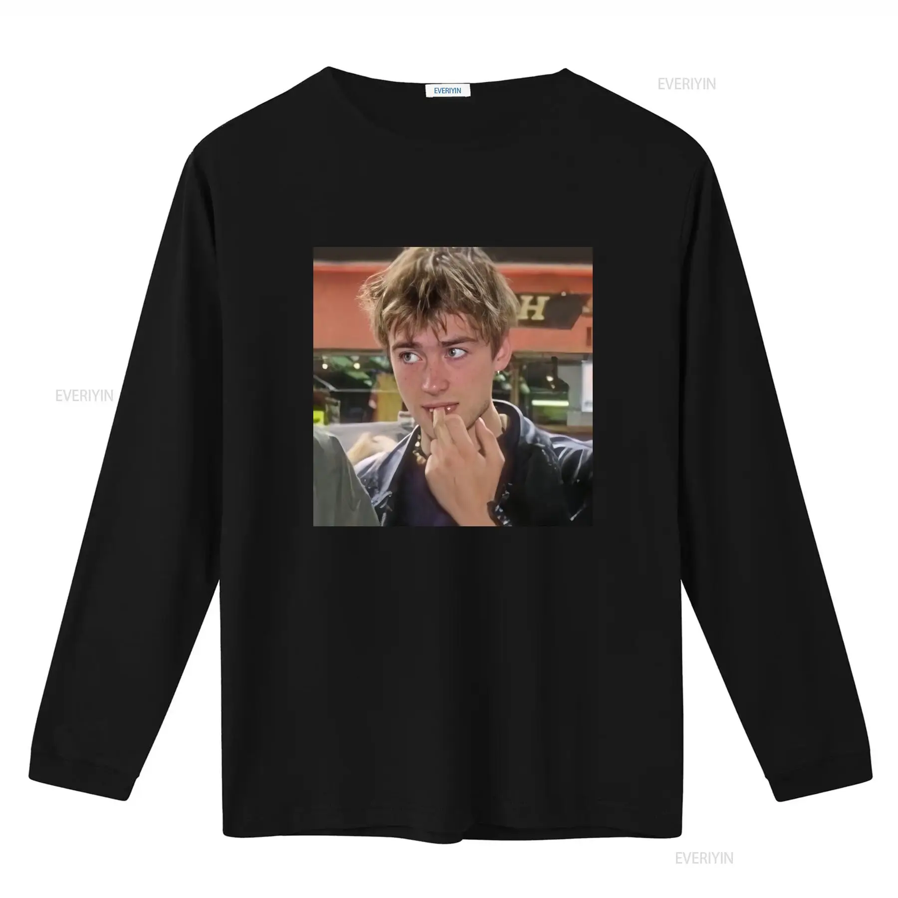 Camiseta con estampado fotográ - Street Fashion Magazine reseña y precio