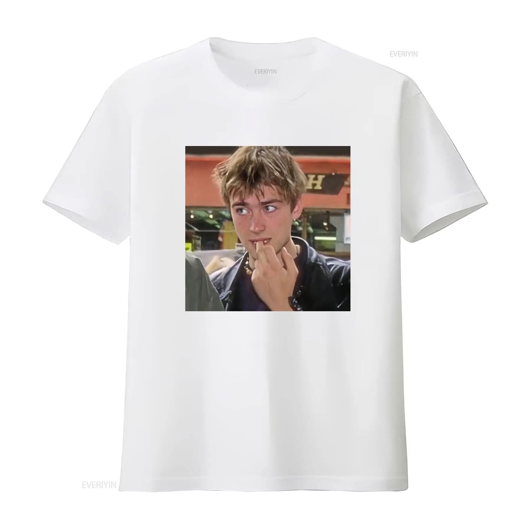 Camiseta con estampado fotográ - Street Fashion Magazine reseña y precio